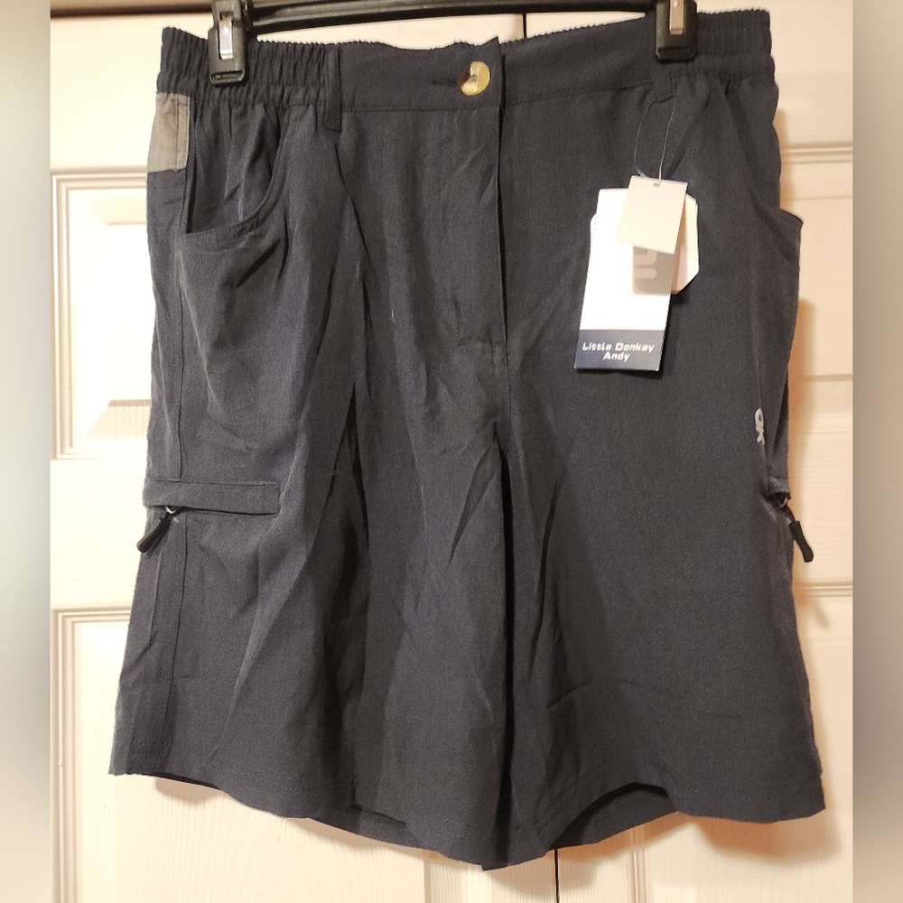 Men's Cargo Shorts in Dark Gray